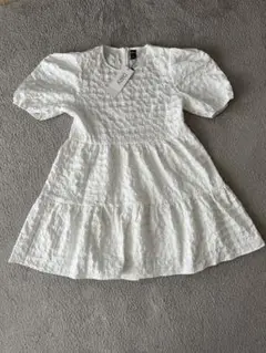 新品 Dazy 白 ワンピース 大人