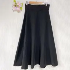 美品★ 【アーヴェヴェ】サーキュラーカラースカート (S) フレアスカート 黒