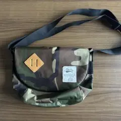 Item thumbnail for item 9dd9b796-f21f-4a2d-9fa2-db8bad41add2