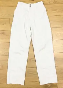 Honeys 白デニム パンツ Mサイズ