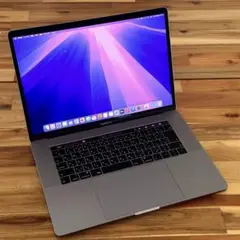オークション/MacBook Pro 2018 15インチ 16GB/