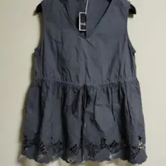 Lois Crayon グレー ノースリーブチュニック