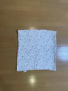 【値下げしました】ニトリ　綿100% 花柄 ガーゼブランケット