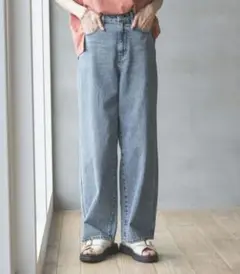 ワイドストレートデニム ライトブルー