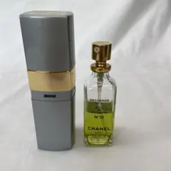CHANEL オードトワレN° 19
