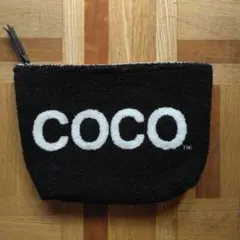 COCOロゴ入り黒ポーチ