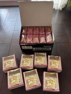 新品　希少　アルフォンスミュシャ　フィギュアミュージアム　17個