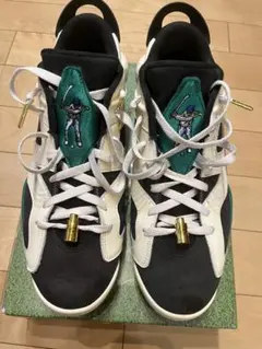 Item thumbnail for item 50ac1e7c-5a1c-4bf9-b6c6-ef7e1879a5ef