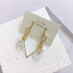 Item thumbnail for item 2650ae5f-6800-4418-9807-8eca0389c167