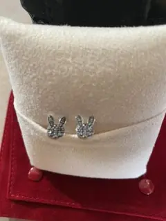ポンテヴェキオ ピアス ブラックダイヤモンド うさぎ 18金