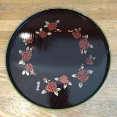 桂由美 漆器 盆 黒地 赤いバラ