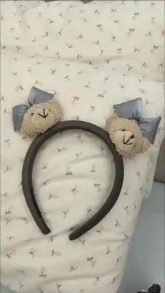 羊の顔カチューシャ