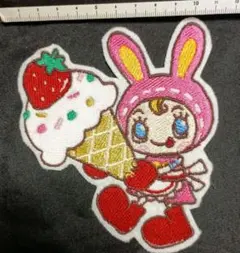 メゾピアノ　ベリエちゃんアップリケ♡ワッペンレトロ