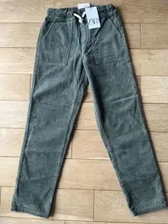 ジュニア　ZARA オリーブグリーン コーデュロイパンツ　11-12 歳