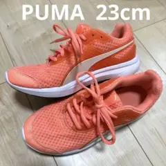PUMA オレンジ ランニングシューズ　23cm キッズ　レディース