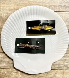 紫色花模様と黄色装飾付き金属製バレッタ 2色セット