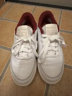 Reebok スニーカー