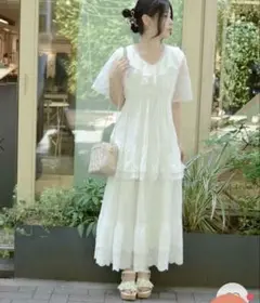 axes femme ボリュームフリルチュニック F 白 新品未使用 タグ付き