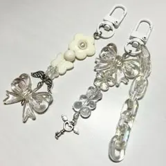 10/1値上げ白花くまy2kビーズキーホルダーハンドメイドコレクトブックkpop