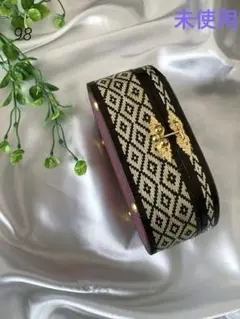 ヤーンリパオ　伝統工芸　オーバル　ジュエリーボックス　鏡付き　未使用