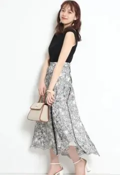 【美品】マイストラーダ カットワークスカート
