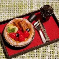 ミニチュアフード スキレットのダッチベイビー