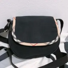 【美品】Burberry(バーバリー)ショルダーバッグ