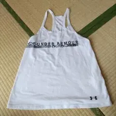 匿名配送　UNDER ARMOUR ホワイト タンクトップ　SM