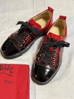 【美品】ルブタン エナメル ロゴ スニーカー 35 1/2 Louboutin