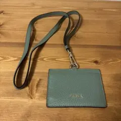 FURLA グリーン レザー パスケース