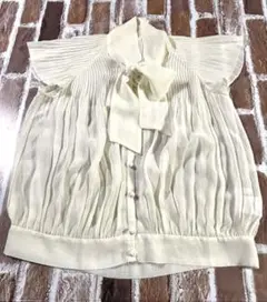 index ブラウス クリーム色 ノースリーブ シャツ トップス リボン付き M