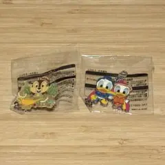 【非売品】チップ　ドナルド&デイジー　ピンズ　キーホルダー　セット