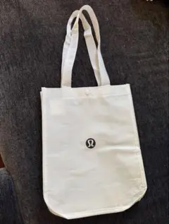 Lululemon ルルレモン　ホワイトエコバッグ