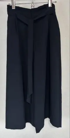 ネイビー　ガウチョパンツ ウエストリボン付き