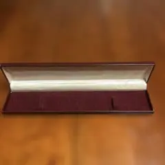 エンジ色ジュエリーケース