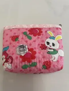 新品　レトロ　布製　ミニポーチ　うさぎ　苺　お花　ハンドメイド