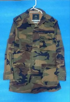 ALPHA INDUSTRIES ミリタリージャケット カモフラージュ