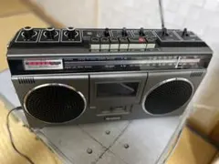 [昭和レトロ】 ナショナル ラジカセ RQ-4050 昭和レトロ】 ナショナル ラジカセ RQ-4050 - メルカリ