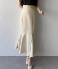mipiarl 前スリットゴールドボタンマーメイドスカート