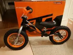 KTM ラジカルトレーニングバイク　新品未使用 KTMキッズトレーニングバイク クリスマスプレゼントにいかがですか？