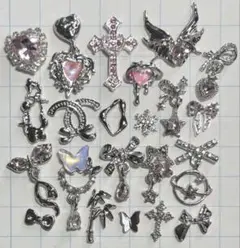 No.208 ネイルパーツ　デコパーツ　まとめ売り　アソート