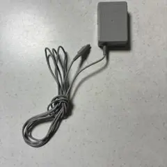 ニンテンドー3DS 充電器