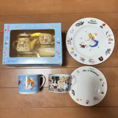 【新品未使用】ディズニー 不思議の国のアリス 食器セット