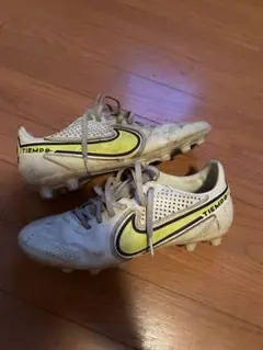 NIKEスパイクティエンポ25.0cm