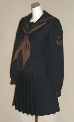 レプリカ 関東国際高等学校冬セーラー服セット(本格的)200cm超大 セーラー服