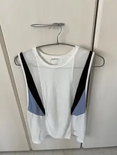 ノースリーブ