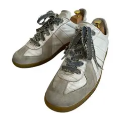 Item thumbnail for item 5815f0f8-ac3b-4aae-abae-8bb8109c01e7