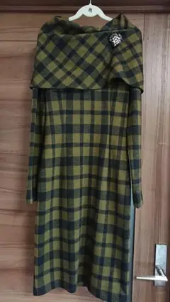 美品 GUCCI グッチ ビジュー装飾 チェック ワンピース
