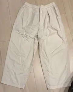 夏用　ユニクロ　さらさら軽ズボン　Mサイズ