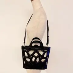ZARA 本革　レザーカットワークバック　ショルダーストラップ付 ZARA カットワーク ミニ トートバッグ ブラウン ショルダー